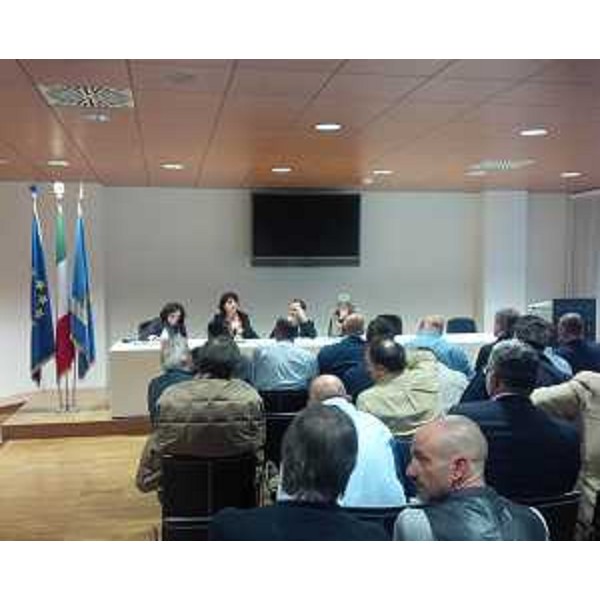 Incontro tra Mariagrazia Santoro (Assessore regionale Infrastrutture e Trasporti) e sindacati regionali dei dipendenti del settore dei trasporti in merito alla prossima gara per l'affidamento dei servizi del TPL-Trasporto Pubblico Locale su gomma - Udine 11/04/2014