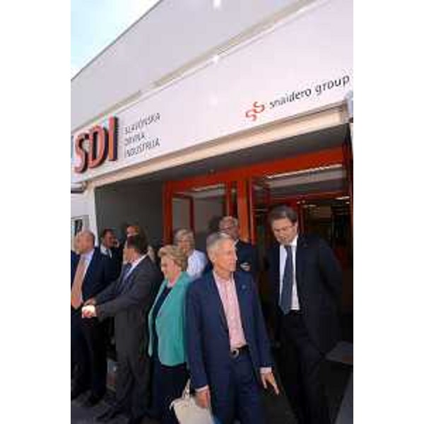 Riccardo Illy (Presidente Regione Friuli Venezia Giulia) con Enrico Bertossi (Assessore regionale Attività produttive) all'inaugurazione della SDI (Slavonska Drvna Industrija - Industria del legno di Slavonia) a Lipovljani, nella Slavonia croata. (Lipovljani 06/07/07)
