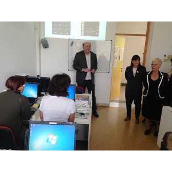 Debora Serracchiani (Presidente Friuli Venezia Giulia) all'Università delle LiberEtà nel Digital-Day (D-Day) di Go On FVG - Udine 05/05/2014