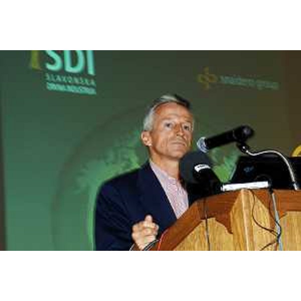 Riccardo Illy (Presidente Regione Friuli Venezia Giulia) all'inaugurazione della SDI (Slavonska Drvna Industrija - Industria del legno di Slavonia) a Lipovljani, nella Slavonia croata. (Lipovljani 06/07/07)