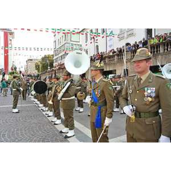 Cerimonia d'avvio dell'ottantasettesima Adunata nazionale degli Alpini in piazza XX Settembre - Pordenone 09/05/2014