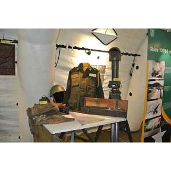 Allestimenti d'arma nella Cittadella dell'ottantasettesima Adunata nazionale degli Alpini, in parco Galvani - Pordenone 09/05/2014