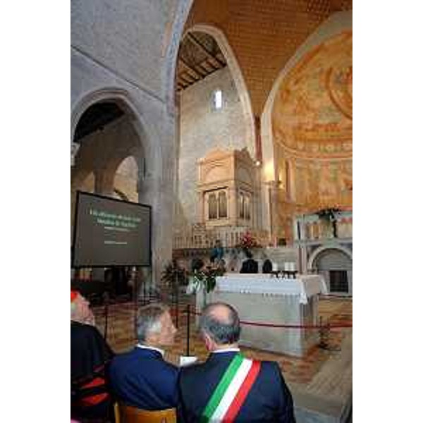 Riccardo Illy (Presidente Regione Friuli Venezia Giulia) con Alviano Scarel (Sindaco Aquileia) e Angelo Scola (Cardinale patriarca Venezia) all'inaugurazione del restauro degli affreschi della Basilica di Aquileia. (Aquileia 12/07/07)