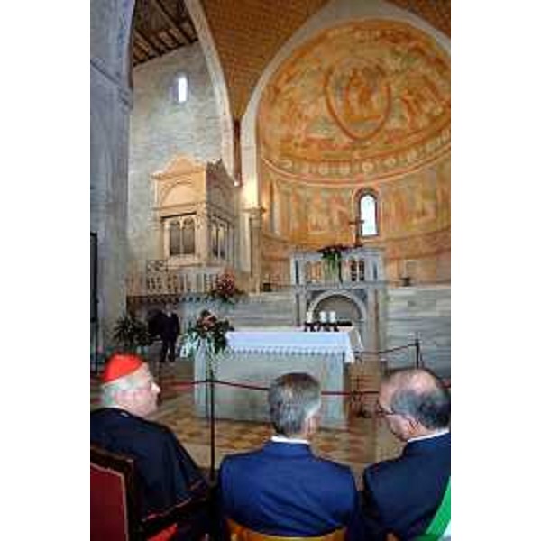 Riccardo Illy (Presidente Regione Friuli Venezia Giulia) con Alviano Scarel (Sindaco Aquileia) e Angelo Scola (Cardinale patriarca Venezia) all'inaugurazione del restauro degli affreschi della Basilica di Aquileia. (Aquileia 12/07/07)
