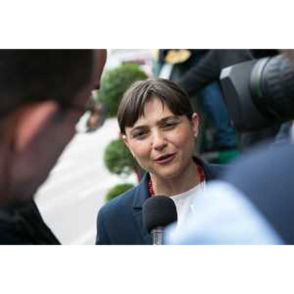 Debora Serracchiani (Presidente Regione Friuli Venezia Giulia) in occasione della sfilata dell'ottantasettesima Adunata nazionale degli Alpini - Pordenone 11/05/2014