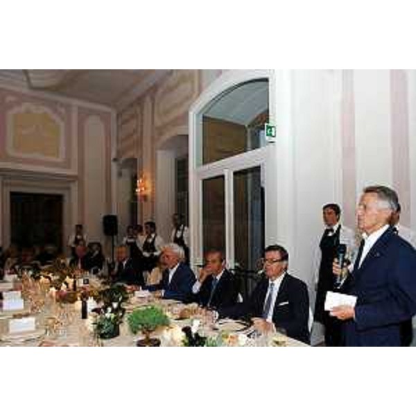 Riccardo Illy (Presidente Regione Friuli Venezia Giulia) saluta gli ospiti. (Villa Manin 12/07/07)