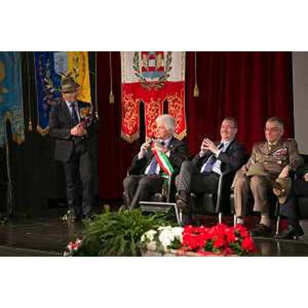 Ottantasettesima Adunata nazionale degli Alpini. Claudio Pedrotti (Sindaco Pordenone), Sergio Bolzonello (Vicepresidente Regione FVG) e Alberto Primicerj (Generale di Corpo d'Armata, comandante Truppe Alpine) all'incontro tra Penne Nere, città e istituzioni all'Auditorium Concordia - Pordenone 10/05/2014