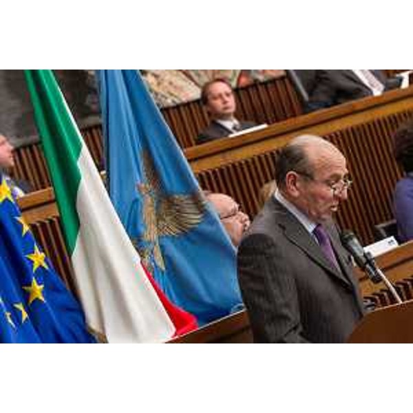 Intervento di Rino Bianchini, rappresentante dell'Associazione dei consiglieri regionali delle diverse legislature e consigliere nella prima legislatura, alla cerimonia del cinquantesimo anniversario della prima seduta dell'Assemblea regionale del Friuli Venezia Giulia - Trieste 26/05/2014