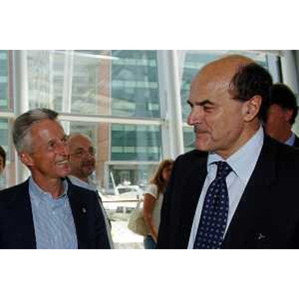 Riccardo Illy (Presidente Regione Friuli Venezia Giulia) incontra Pierluigi Bersani (Ministro Sviluppo economico). (Mestre 16/07/07)