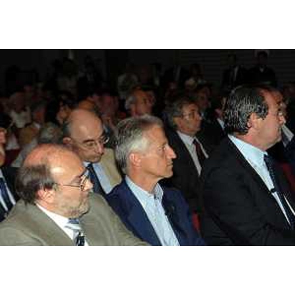 Lorenzo Dellai (Presidente Provincia autonoma Trento), Riccardo Illy (Presidente Regione Friuli Venezia Giulia) e Giancarlo Galan (Presidente Regione Veneto) alla presentazione del "Rapporto Nord Est sulla società e sull'economia 2007". (Mestre 16/07/07) 