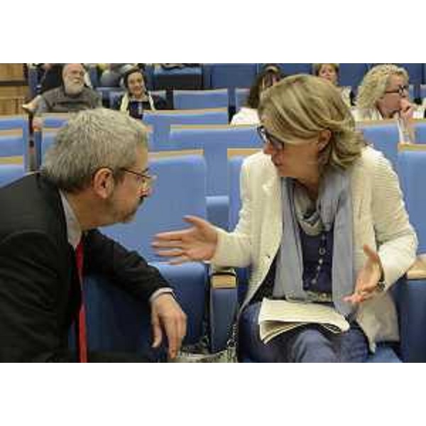 Furio Honsell (Sindaco Udine) e Maria Sandra Telesca (Assessore regionale Politiche sociali e Famiglia) al convegno "Famiglia FVG. Con le famiglie, per le famiglie. L'associazionismo familiare in FVG", nell'Auditorium della Regione FVG - Udine 05/06/2014