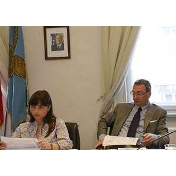 Debora Serracchiani (Presidente Friuli Venezia Giulia) e Sergio Bolzonello (Vicepresidente FVG e assessore Attività produttive) con le parti sociali su "Rilancimpresa", il Piano di sviluppo del settore industriale in Friuli Venezia Giulia - Trieste 09/06/2014