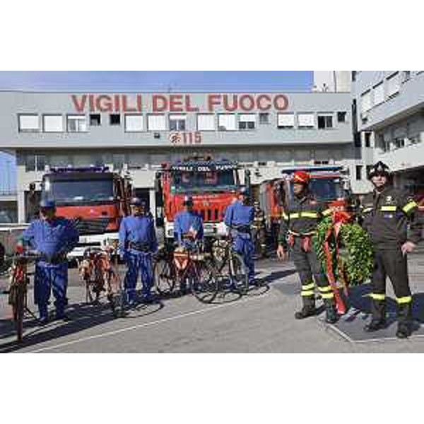 Onori ai colleghi caduti, nella sede del Comando provinciale dei Vigili del Fuoco - Trieste 13/06/2014
