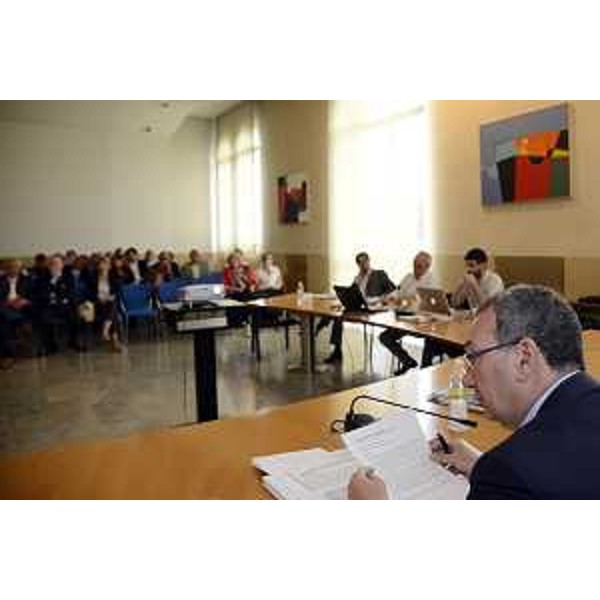 Sergio Bolzonello (Vicepresidente Regione FVG e assessore Attività produttive, Commercio, Cooperazione, Risorse agricole e forestali) al convegno "Riforma dei Consorzi industriali. Riorganizzare i territori per favorire una crescita di qualità", in Municipio - San Giorgio di Nogaro 16/06/2014