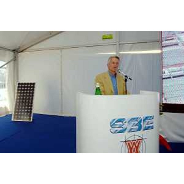 Riccardo Illy (Presidente Regione Friuli Venezia Giulia) all'inaugurazione di un nuovo impianto fotovoltaico realizzato nello stabilimento della Sbe di Monfalcone. (Monfalcone 19/07/07)