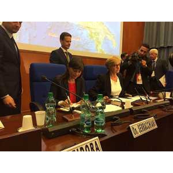 Debora Serracchiani (Presidente Regione Friuli Venezia Giulia) e Roberta Pinotti (Ministro Difesa) - Città militare della Cecchignola, Roma, 19/06/2014