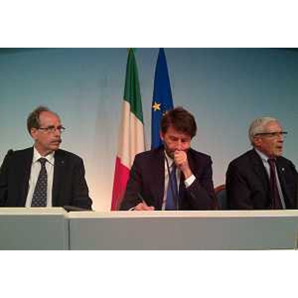 Gianni Torrenti (Assessore regionale Cultura), Dario Franceschini (Ministro Beni e Attività culturali e Turismo) e Franco Marini (Presidente Comitato storico scientifico Anniversari di interesse nazionale) - Roma 23/06/2014