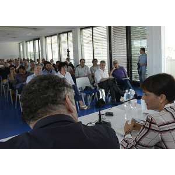 Debora Serracchiani (Presidente Regione Friuli Venezia Giulia) al convegno organizzato dalla FLC-Federazione Lavoratori della Conoscenza-CGIL - Udine 27/06/2014