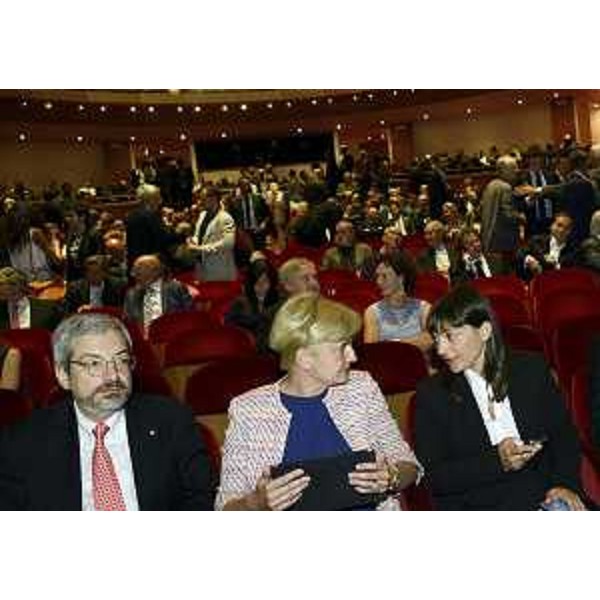 Furio Honsell (Sindaco Udine), Federica Guidi (Ministro Sviluppo Economico) e Debora Serracchiani (Presidente Regione Friuli Venezia Giulia) all'Assemblea generale delle aziende associate a Confindustria Udine - Udine 30/06/2014
