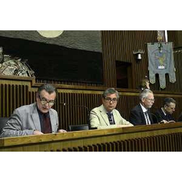 Renzo Liva (Consigliere regionale), Francesco Peroni (Assessore regionale Finanze, Patrimonio, Coordinamento e Programmazione Politiche economiche e comunitarie) e Paolo Viola (Ragioniere generale Regione FVG), in Consiglio regionale - Trieste 03/07/2014
