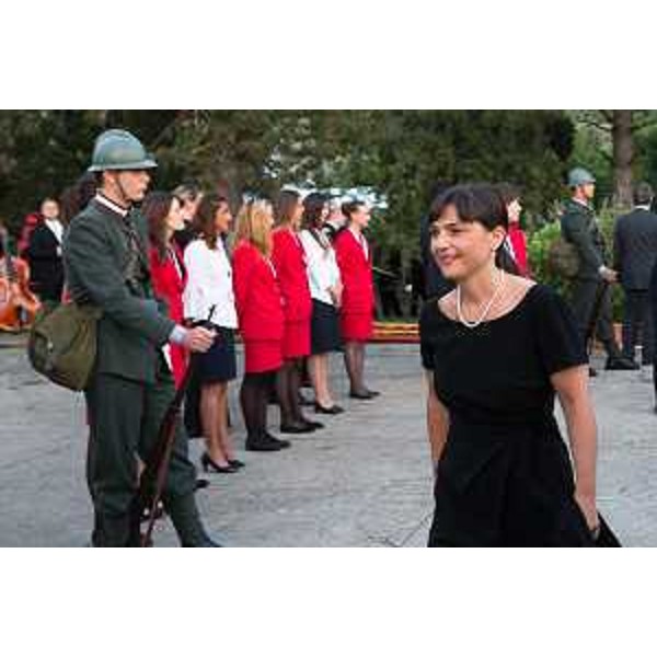 Debora Serracchiani (Presidente Regione Friuli Venezia Giulia) al Concerto in onore dei Caduti di tutte le guerre diretto dal maestro Riccardo Muti - Sacrario Militare di Redipuglia (GO) 06/07/2014