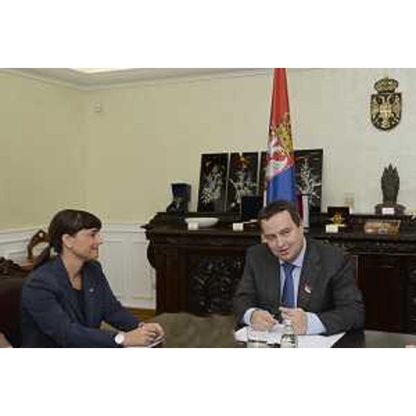 Debora Serracchiani (Presidente Regione Friuli Venezia Giulia) e Ivica Dačić (Vicepremier e ministro Affari Esteri Repubblica di Serbia) - Belgrado 09/07/2014