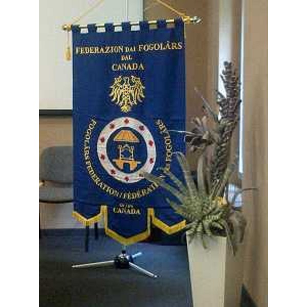 Il gonfalone della Federazione dei Fogolârs Furlans del Canada - Villa Manin di Passariano (UD) 27/07/2014