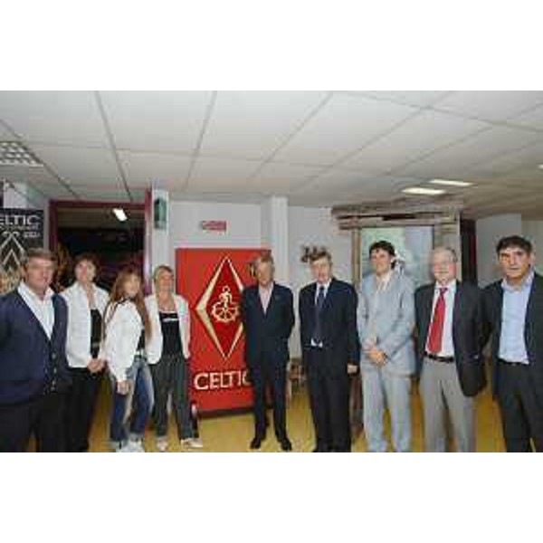 Riccardo Illy (Presidente Regione Friuli Venezia Giulia) visita le esposizioni dell'Istituto comprensivo "Jacopo Linussio" di Paularo. (Paularo 31/08/07)
