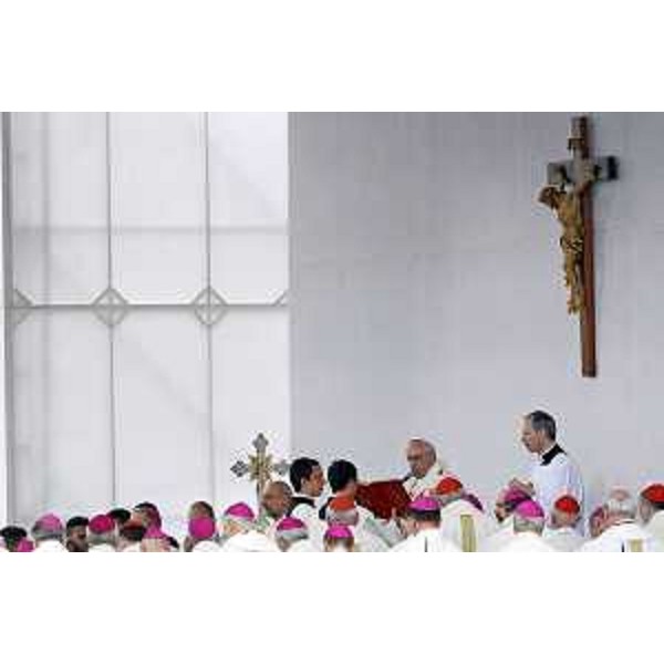 Papa Francesco celebra la Santa Messa al Sacrario Militare, nell'incontro con le Forze Armate e in occasione del Centenario della Grande Guerra - Redipuglia 13/09/2014