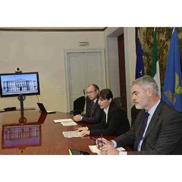Lorenzo Pozza (Presidente Insiel S.p.A.), Debora Serracchiani (Presidente Regione Friuli Venezia Giulia) e Paolo Panontin (Assessore regionale Funzione pubblica e Coordinamento Riforme) alla presentazione del Piano industriale 2014-2017 di Insiel, nella sede della Regione FVG - Trieste 19/09/2014