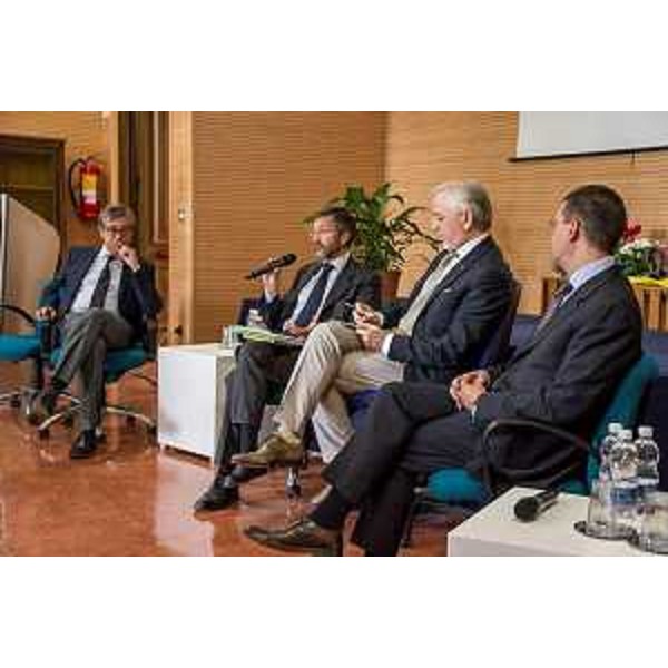 Francesco Peroni (Assessore regionale Finanze, Patrimonio, Coordinamento e Programmazione Politiche economiche e comunitarie) alla manifestazione "CamPioNaria since 1947" (in ricordo della prima edizione della fiera campionaria pordenonese), alle Scuole Gabelli - Pordenone 20/09/2014