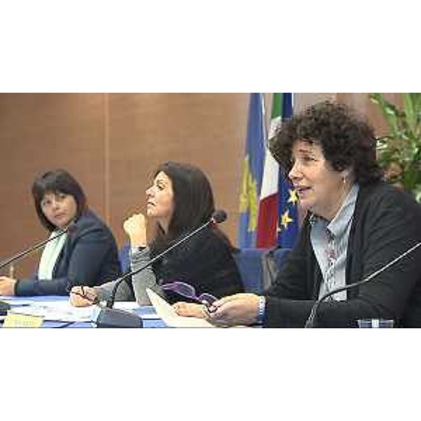 Loredana Panariti (Assessore regionale Pari Opportunità) all'incontro "Rispetto tra i sessi e pari opportunità tra donna e uomo", all'Auditorium della Regione Friuli Venezia Giulia - Udine 25/09/2014