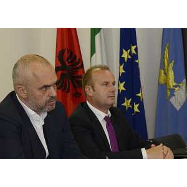 Edi Rama (Primo ministro Albania) nel corso dell'incontro con Debora Serracchiani (Presidente Regione Friuli Venezia Giulia) - Udine 26/09/2014