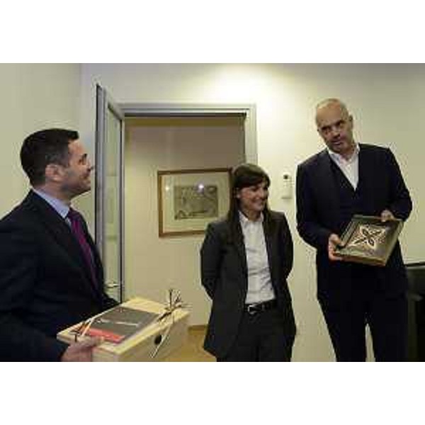 Arben Ahmetaj (Ministro albanese Sviluppo economico, Commercio e Imprenditorialità), Debora Serracchiani (Presidente Regione Friuli Venezia Giulia) ed Edi Rama (Primo ministro Albania) - Udine 26/09/2014