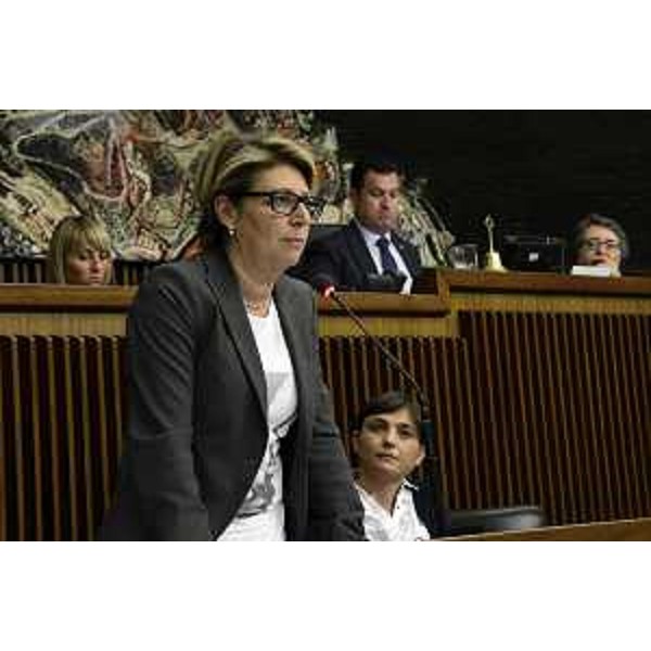 Intervento di Maria Sandra Telesca (Assessore regionale Salute, Integrazione socio-sanitaria, Politiche sociali e Famiglia) al termine del dibattito sulla Riforma del Servizio Sanitario Regionale del FVG, nell'Aula del Consiglio regionale - Trieste 01/10/2014