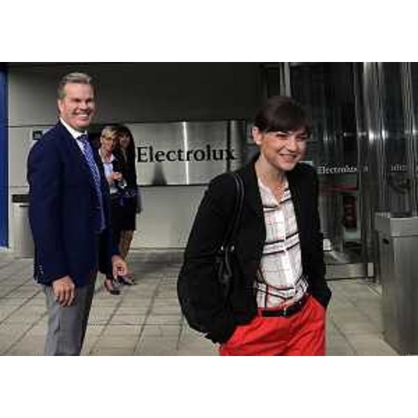 Alberto Zanata (Presidente Electrolux Professional S.p.A.) e Debora Serracchiani (Presidente Regione Friuli Venezia Giulia) nella sede di Electrolux Professional S.p.A. - Pordenone 03/10/2014