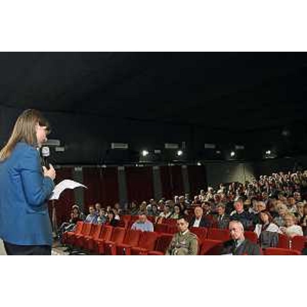 Debora Serracchiani (Presidente Regione Friuli Venezia Giulia) interviene alla proiezione del film "Siamo pietre e ombra 1914-1918. Memorie di guerra in Friuli Venezia Giulia" prodotto dalla Regione FVG, al cinema Ariston - Trieste 06/10/2014