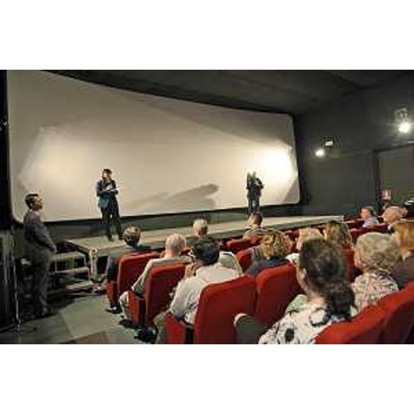 Debora Serracchiani (Presidente Regione Friuli Venezia Giulia) interviene alla proiezione del film "Siamo pietre e ombra 1914-1918. Memorie di guerra in Friuli Venezia Giulia" prodotto dalla Regione FVG, al cinema Ariston - Trieste 06/10/2014