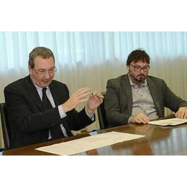 Sergio Bolzonello (Vicepresidente Regione FVG e assessore regionale Attività produttive) e Michele Bregant (Direttore generale TurismoFVG) alla presentazione dei dati statistici dei flussi turistici in Friuli Venezia Giulia nel periodo maggio-agosto 2014 - Udine 07/10/2014