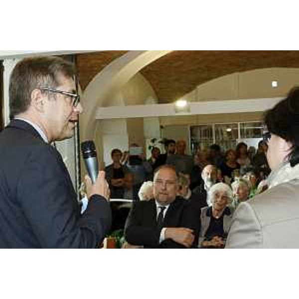 Intervento di Francesco Peroni (Assessore regionale Finanze e Patrimonio) all'inaugurazione della mostra "Che storia la RAI ... 50 anni della Sede RAI per il Friuli Venezia Giulia", a Palazzo Gopcevich - Trieste 08/10/2014