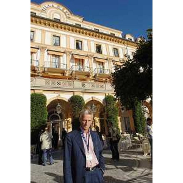 Riccardo Illy (Presidente Regione Friuli Venezia Giulia) a Cernobbio, sul lago di Como, nella giornata conclusiva del tradizionale incontro organizzato all'inizio di settembre dalla società di consulenza Ambrosetti per fare il punto su "Lo scenario di oggi e di domani per le strategie competitive". (Cernobbio 09/09/07)