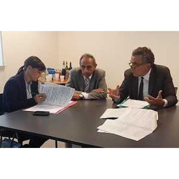 Incontro di Debora Serracchiani (Presidente Regione Friuli Venezia Giulia) con una delegazione ministeriale per l'individuazione di interventi sul territorio regionale della "Strategia nazionale per le Aree interne" - Tolmezzo 13/10/2014