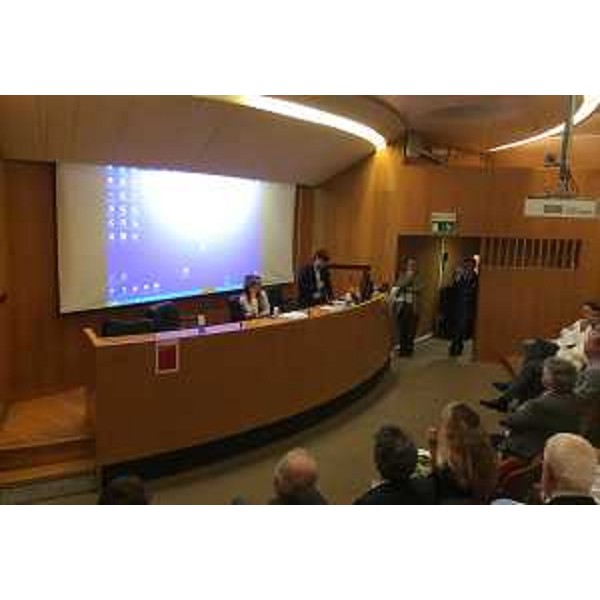 Maria Sandra Telesca (Assessore regionale Salute) e Debora Serracchiani (Presidente Regione Friuli Venezia Giulia) nella Sala Anfiteatro dell'Azienda Ospedaliero-Universitaria - Udine 13/10/2014