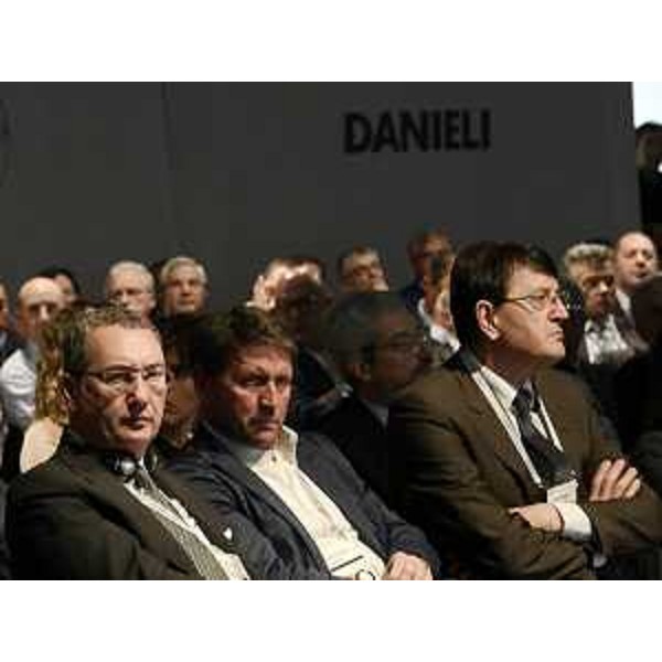 Sergio Bolzonello (Vicepresidente Regione FVG e assessore regionale Attività produttive) e Lodovico Sonego (Senatore) alla presentazione del Bilancio annuale del Gruppo Danieli ed ai "100 anni delle Officine Danieli", nate nel 1914 a Brescia - Buttrio 18/10/2014