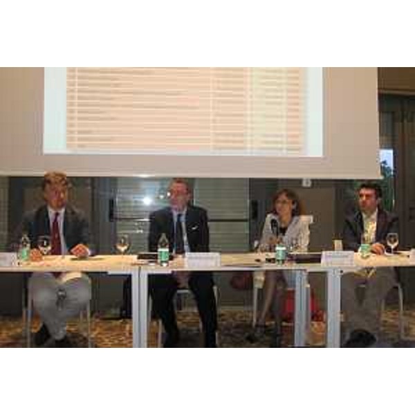 Stefano Cosma (Consigliere Provincia Gorizia), Sergio Bolzonello (Vicepresidente Regione FVG e assessore regionale Attività produttive), Serena Cutrano (Direttore servizio Sviluppo Rurale Regione FVG) e Paolo Fedele (Università Udine) all'ultimo dei quattro incontri di presentazione del nuovo PSR 2014-2020 - Sistiana (TS) 13/10/2014