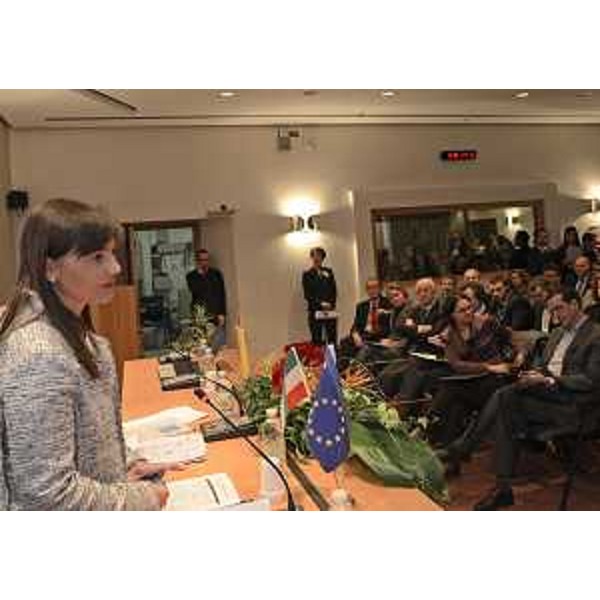 Debora Serracchiani (Presidente Regione Friuli Venezia Giulia) interviene al decimo Forum internazionale dell'Euroregione Aquileiese su "Europa senza Europa. Crisi in Europa o Europa in crisi?", organizzato dall'Associazione culturale Mitteleuropa - Udine 24/10/2014