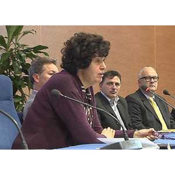 Loredana Panariti (Assessore regionale Lavoro, Formazione, Politiche giovanili) alla presentazione del Catalogo regionale e internazionale del Progetto "go&learn" [Lifelong Learning Programme (LLP) 2011 "Leonardo da Vinci Programme - Multilateral Networks"] per "La scoperta economica del territorio attraverso seminari e visite in azienda", nell'Auditorium della Regione FVG - Udine 05/11/2014