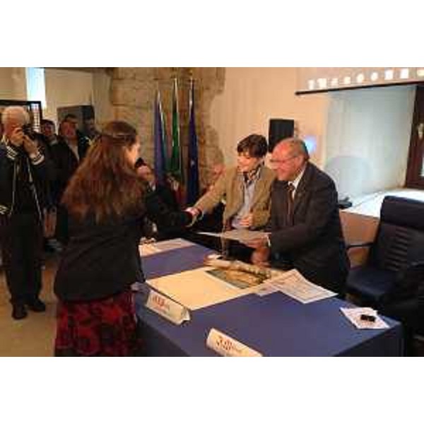 Debora Serracchiani (Presidente Regione Friuli Venezia Giulia) all'inaugurazione del Museo della scrittura "Opificium librorum", al Castello di San Pietro - Ragogna 08/11/2014