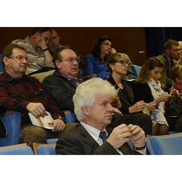 Claudio Pedrotti (Sindaco Pordenone) al convegno "La Regione e i Comuni: un gioco di squadra per le Riforme", organizzato da ForSer FVG in collaborazione con ANCI FVG - Udine 10/11/2014