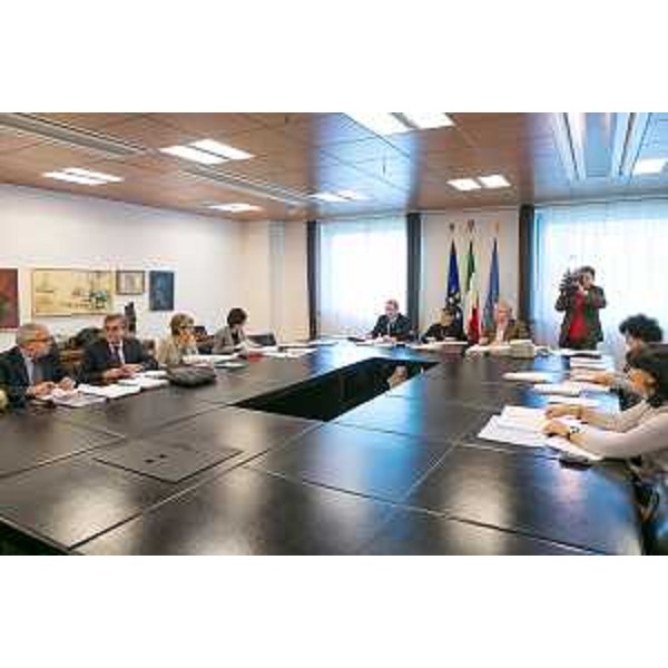 Debora Serracchiani (Presidente Regione Friuli Venezia Giulia) presiede la riunione della Giunta regionale del FVG - Udine 14/11/2014